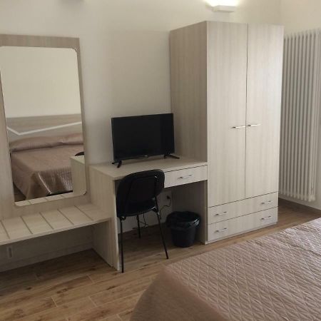 Residence Al Pino มาเตรา ภายนอก รูปภาพ